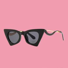 Load image into Gallery viewer, Gatúbela
