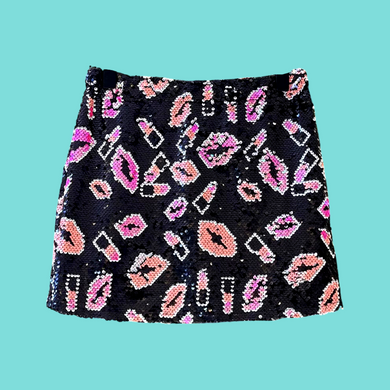 Pass Me The Lipstick